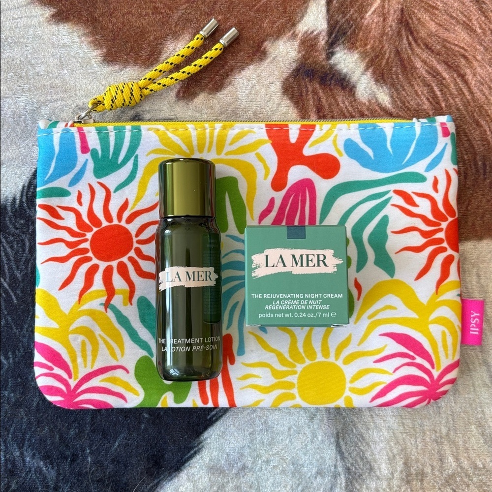 La Mer Rejuvenating Night Cream & Treatment Lotion in Colorful Zippered Bag